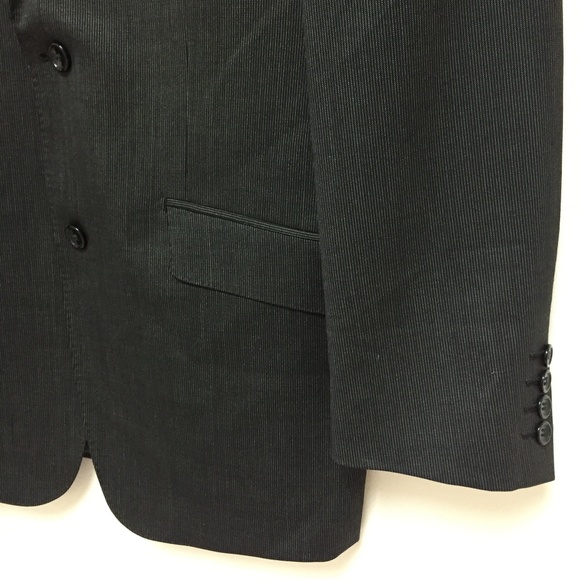 Naldini100% wool pin stripe 2-button blazer - Picture 5 of 6